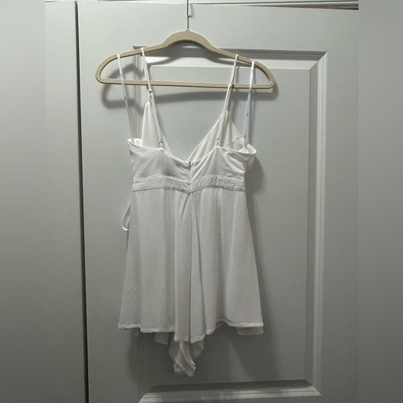 Lulu’s Camden White Wrap Skort Dress- size Small- worn once - Picture 4 of 5